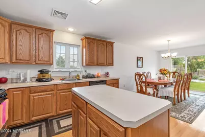 205 Conover Place, Long Branch, NJ 07740 - Photo 8