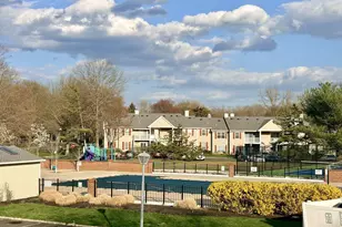 24 Players Cir, Tinton Falls, NJ 07701 - Photo 6