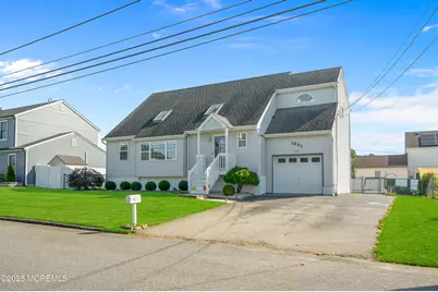 1521 Neptune Avenue, Beachwood, NJ 08722 - Photo 4