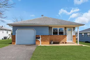 18 St David Dr, Toms River Township, NJ 08757 - Photo 1