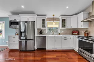 36 Dartmouth Dr, Hazlet Township, NJ 07730 - Photo 8