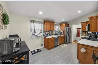 27 Lafayette Drive, Hazlet Township, NJ 07730 - Photo 14