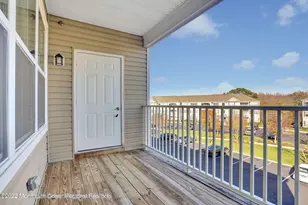 631 Sloan Ct, Matawan, NJ 07747 - Photo 10