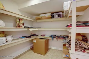 92 Fox Chase Ct, Freehold, NJ 07728 - Photo 50