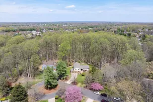 92 Fox Chase Ct, Freehold, NJ 07728 - Photo 6