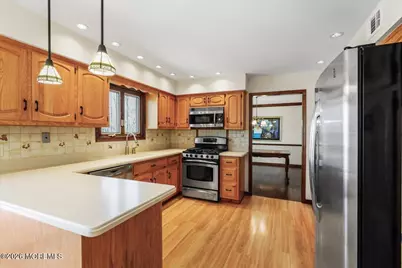 92 Fox Chase Court, Freehold, NJ 07728 - Photo 24