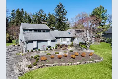 19 Seagull Lane, Lincroft, NJ 07738 - Photo 2