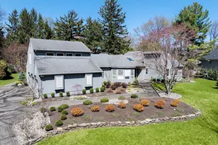 19 Seagull Ln, Lincroft, NJ 07738 - Photo 2