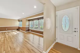481 Tennent Rd, Morganville, NJ 07751 - Photo 8