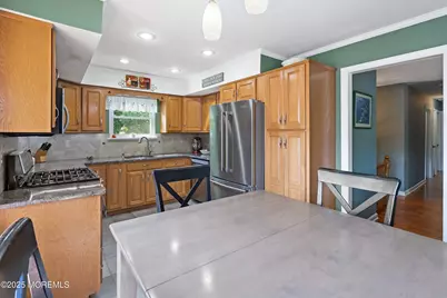 10 Cove Court, Howell Township, NJ 07731 - Photo 14