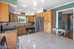 10 Cove Ct, Howell Township, NJ 07731 - Photo 14