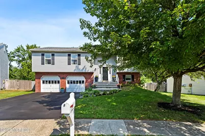 10 Cove Court, Howell Township, NJ 07731 - Photo 1