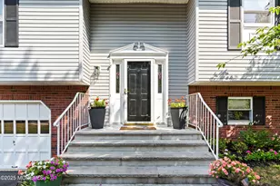 10 Cove Ct, Howell Township, NJ 07731 - Photo 4