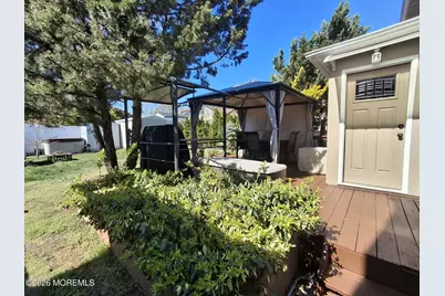 58 Lakewood Avenue, Keansburg, NJ 07734 - Photo 22