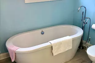 1305 Locust Dr, Asbury Park, NJ 07712 - Photo 20