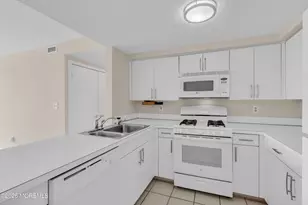 422 Ocean Blvd N, Long Branch, NJ 07740 - Photo 22