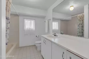 422 Ocean Blvd N, Long Branch, NJ 07740 - Photo 30