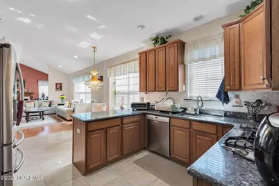 111 Enclave Boulevard, Lakewood, NJ 08701 - Photo 12