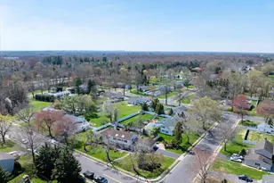 2 Dickson Rd, Marlboro Township, NJ 07746 - Photo 6