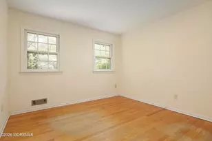 33 Fish Hawk Dr, Middletown, NJ 07748 - Photo 8