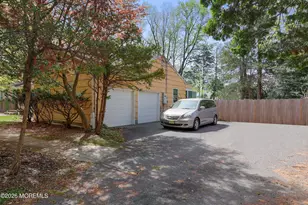 33 Fish Hawk Dr, Middletown, NJ 07748 - Photo 12
