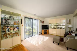 12 Pheasant Pl, Howell Township, NJ 07731 - Photo 4
