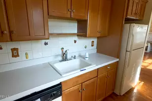 71C White St, Eatontown, NJ 07724 - Photo 2