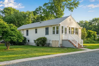 7 Patterson Street, Red Bank, NJ 07701 - Photo 2