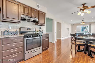 161 Gayle Court, Lakewood, NJ 08701 - Photo 8