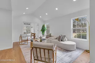 16 Rosewood Ct, Lakewood, NJ 08701 - Photo 6