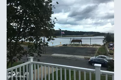 8 Avenue Of Two Rivers, Rumson, NJ 07760 - Photo 6