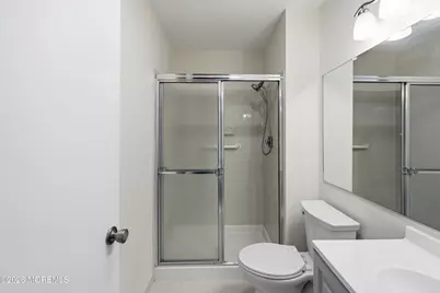 64 Boxwood Terrace, Red Bank, NJ 07701 - Photo 16