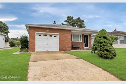 40 Bonaire Drive, Toms River Township, NJ 08757 - Photo 1