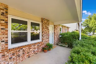 10 Lilac Pl, Howell Township, NJ 07731 - Photo 4