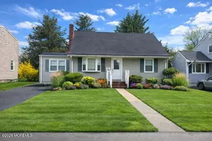 68 Davis Ln, Red Bank, NJ 07701 - Photo 1