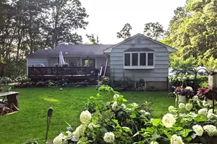 21 La Valley Dr, Manalapan Township, NJ 07726 - Photo 2