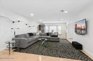 5 Crown Ct, Manalapan Township, NJ 07726 - Photo 14
