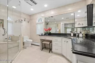 5 Crown Ct, Manalapan Township, NJ 07726 - Photo 30