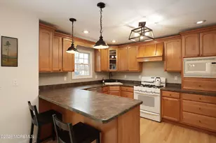15 Brook St, Farmingdale, NJ 07727 - Photo 6