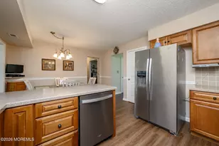 109 Concord Cir, Howell Township, NJ 07731 - Photo 12