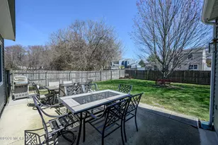 109 Concord Cir, Howell Township, NJ 07731 - Photo 34