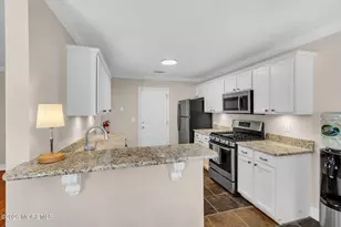 4 Bayview Ct, Long Branch, NJ 07740 - Photo 8
