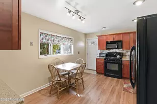 59 Holly Ave, Hazlet Township, NJ 07734 - Photo 10