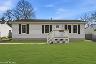 519 Kadlubeck Way, Little Egg Harbor, NJ 08087 - Photo 2