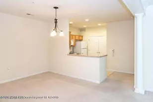 326 Sophee Ln, Lakewood, NJ 08701 - Photo 6