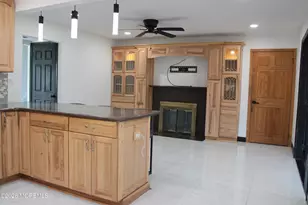 25 Taylors Mills Rd, Manalapan Township, NJ 07726 - Photo 14