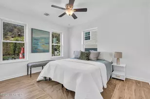 13 Locust St, Highlands, NJ 07732 - Photo 16
