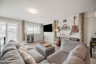 7 W Thames Rd, Little Egg Harbor, NJ 08087 - Photo 44