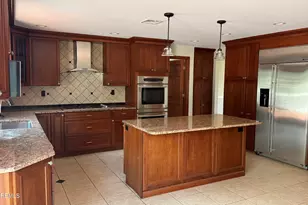 52 Homestead Cir, Marlboro Township, NJ 07746 - Photo 2