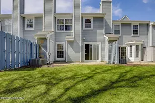 284 Elmwood Ct, Howell Township, NJ 07731 - Photo 18